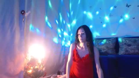 Elisa online show from 01/07/26, 05:48