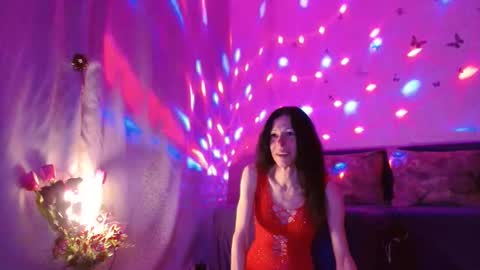 Elisa online show from 03/22/26, 06:22