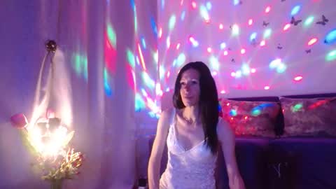 Snapshot of elysasun chatting on 06/01/26, 05:58 Elisa online show from 06/01/26, 05:58