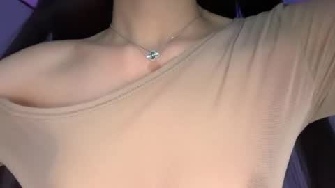 ElysHunter the girl will hunt you  online show from 11/23/25, 12:38