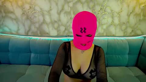 Snapshot of elyslunar_ chatting on 11/28/25, 01:58 Call me Elis online show from 11/28/25, 01:58