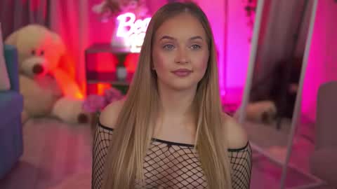 Snapshot of elyssawetxx chatting on 02/22/26, 07:34 Elyssa online show from 02/22/26, 07:34