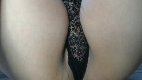 E L Z A  online show from 03/04/25, 12:12