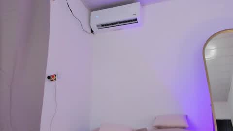 Michelle online show from 10/17/25, 07:38