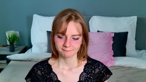 Snapshot of elza_hofffman chatting on 05/11/26, 04:59 Chloyka online show from 05/11/26, 04:59