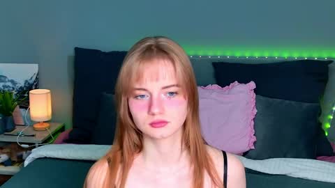 Snapshot of elza_hofffman chatting on 05/28/26, 06:49 Chloyka online show from 05/28/26, 06:49
