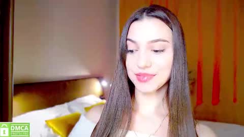 elza_rose online show from 11/18/25, 06:45