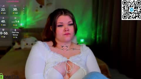 Eliza online show from 10/03/25, 03:03