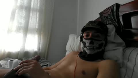 Snapshot of elzarko777 chatting on 01/21/25, 07:39 elzarko777 online show from 01/21/25, 07:39