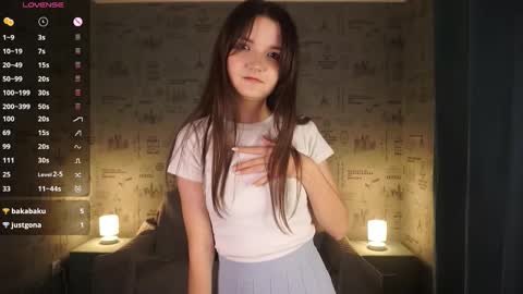  Emily online show from 11/05/25, 07:36