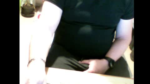 Em online show from 04/19/26, 06:54