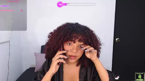 Snapshot of ema__miller chatting on 01/18/25, 07:04 ema__miller online show from 01/18/25, 07:04