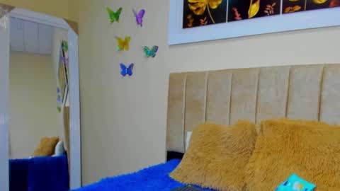 ema garcia  online show from 09/10/25, 12:38