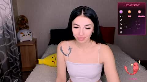 ema_grasie online show from 12/11/24, 03:56