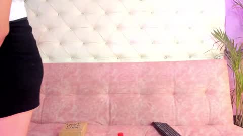 Ema Lambert  online show from 03/07/25, 07:05