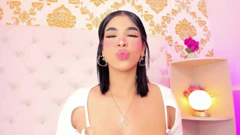 Ema Lambert  online show from 10/21/25, 03:24