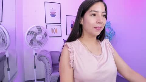 Ema louisx  online show from 12/11/24, 12:23