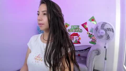 Ema louisx  online show from 12/17/24, 12:11