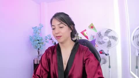 Ema louisx  online show from 12/30/24, 08:47