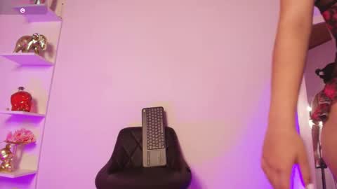 Snapshot of ema_parkerr chatting on 02/28/26, 08:43 ema_parkerr online show from 02/28/26, 08:43