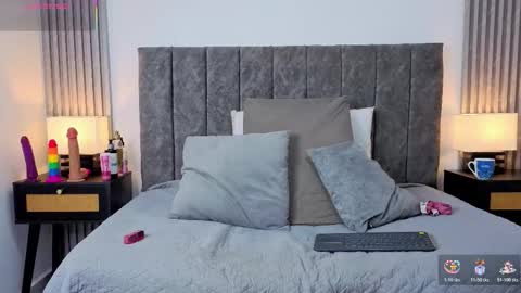 Ema online show from 11/26/25, 07:37