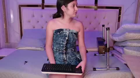emaa2_sm online show from 06/03/26, 02:58