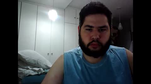 embarrassed_str8_3incher online show from 01/18/26, 06:23