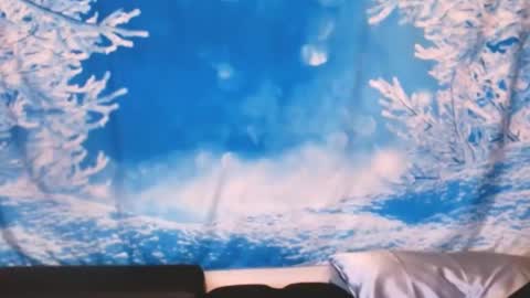 Snapshot of ember_starleena chatting on 01/15/25, 03:39 Ember Starleena online show from 01/15/25, 03:39