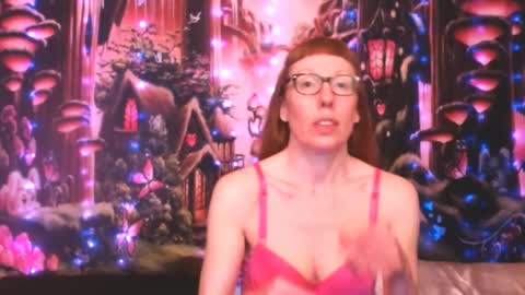 Snapshot of ember_starleena chatting on 02/09/25, 11:46 Ember Starleena online show from 02/09/25, 11:46