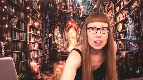 Snapshot of ember_starleena chatting on 11/16/25, 05:40 Ember Starleena online show from 11/16/25, 05:40