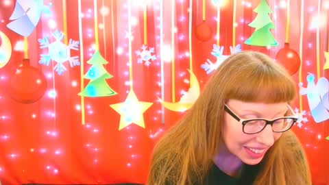 Snapshot of ember_starleena chatting on 12/17/25, 03:51 Ember Starleena online show from 12/17/25, 03:51