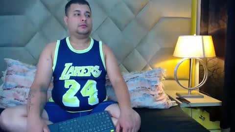 Ember and Wanda online show from 03/07/25, 02:15