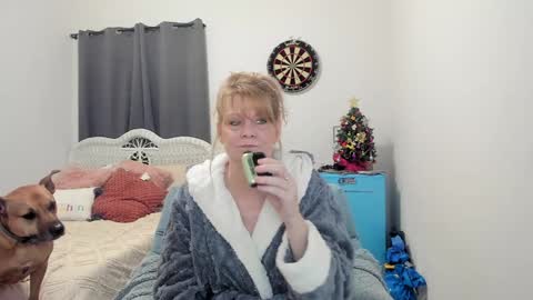 Ember Pheonixxx online show from 12/19/24, 03:18