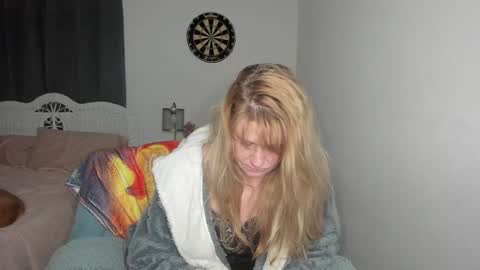 Ember Pheonixxx online show from 01/06/25, 03:31