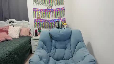 Ember Pheonixxx online show from 03/05/25, 03:29