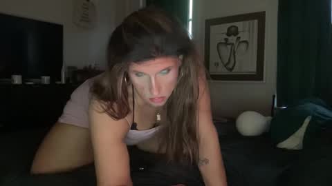 emberrrose87 online show from 04/24/26, 10:39