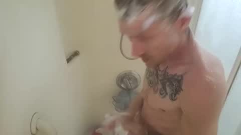 Snapshot of emboad7575 chatting on 11/04/25, 04:22 Adam online show from 11/04/25, 04:22