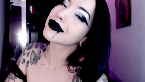 Emerald Black online show from 05/23/26, 03:56