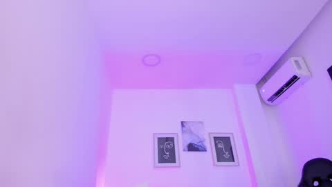 emelie_89 online show from 01/24/25, 02:51