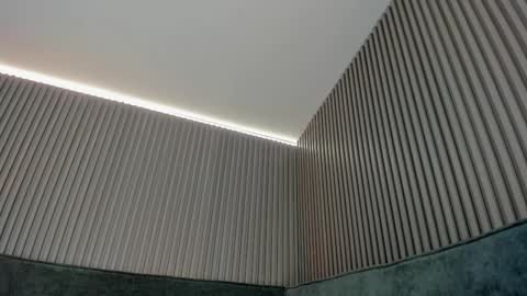 emelie_89 online show from 12/18/25, 12:00