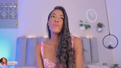 Emely online show from 09/18/25, 11:34