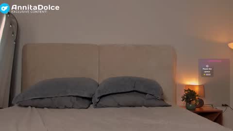 Snapshot of emely_dolce chatting on 03/02/26, 12:01 ana online show from 03/02/26, 12:01