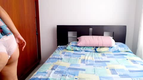 emely_sexx online show from 12/20/24, 06:45