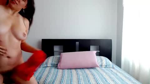 emely_sexx online show from 12/01/25, 03:50