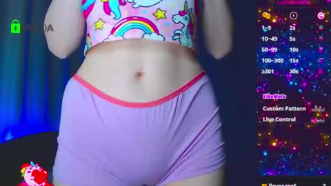 Snapshot of emelycrystal chatting on 03/08/25, 03:06 Emely online show from 03/08/25, 03:06