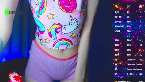 Snapshot of emelycrystal chatting on 03/08/25, 06:10 Emely online show from 03/08/25, 06:10