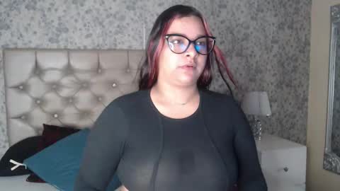 Emely online show from 03/18/26, 04:15