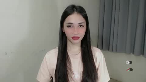 Snapshot of emelyn_fuckdoll chatting on 01/30/25, 06:56 Scarlett online show from 01/30/25, 06:56