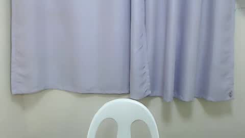 Snapshot of emelyn_fuckdoll chatting on 03/09/25, 10:41 Scarlett online show from 03/09/25, 10:41