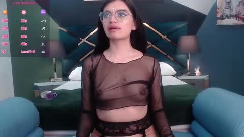 Danna online show from 02/11/25, 12:05